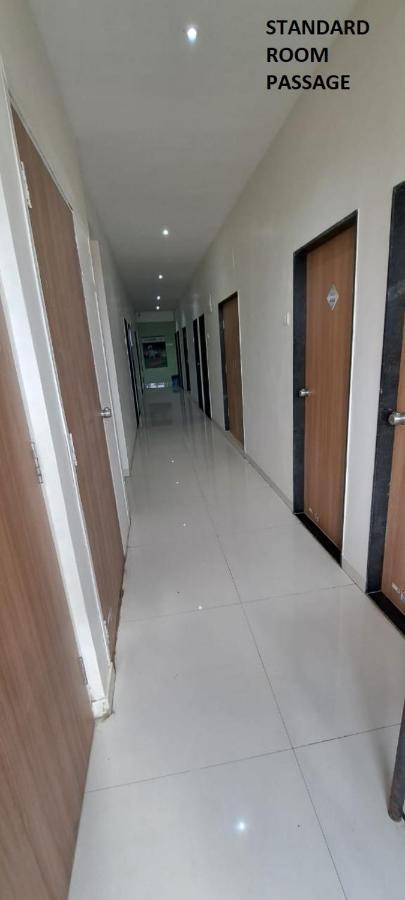 Bhusāwal Hotel Aaditya Palace מראה חיצוני תמונה